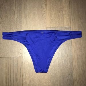 Vitamin A Neutra Hipster